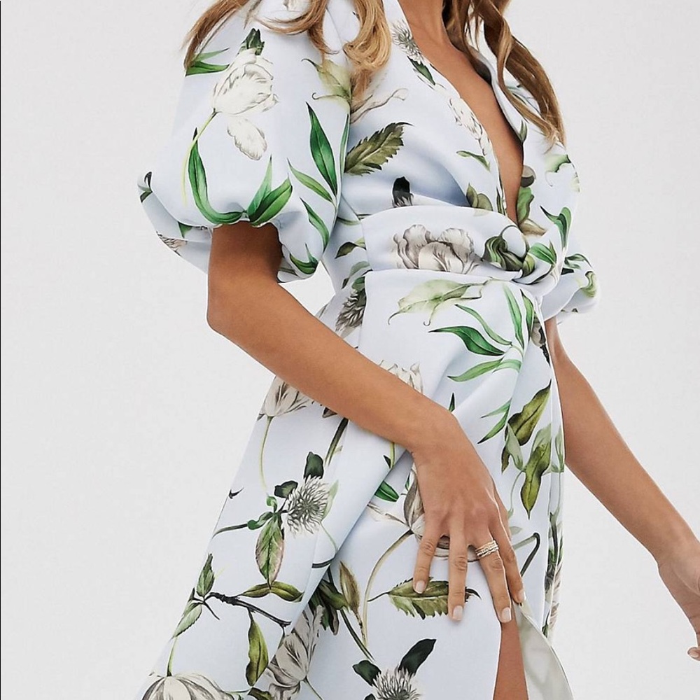 ASOS DESIGN Bubble Sleeve Midi Floral Dress - Picture 3 of 7